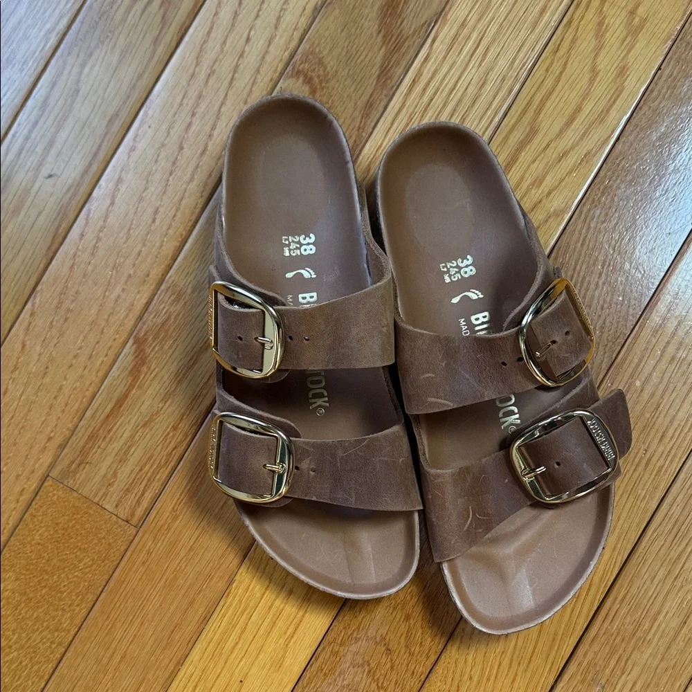 Birkenstock Arizona Sandals in Brown with Gold Buckles - Picture 3 of 6